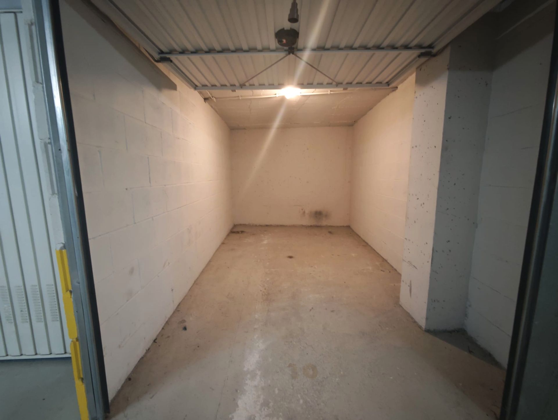 Garage zur Miete in Piélagos