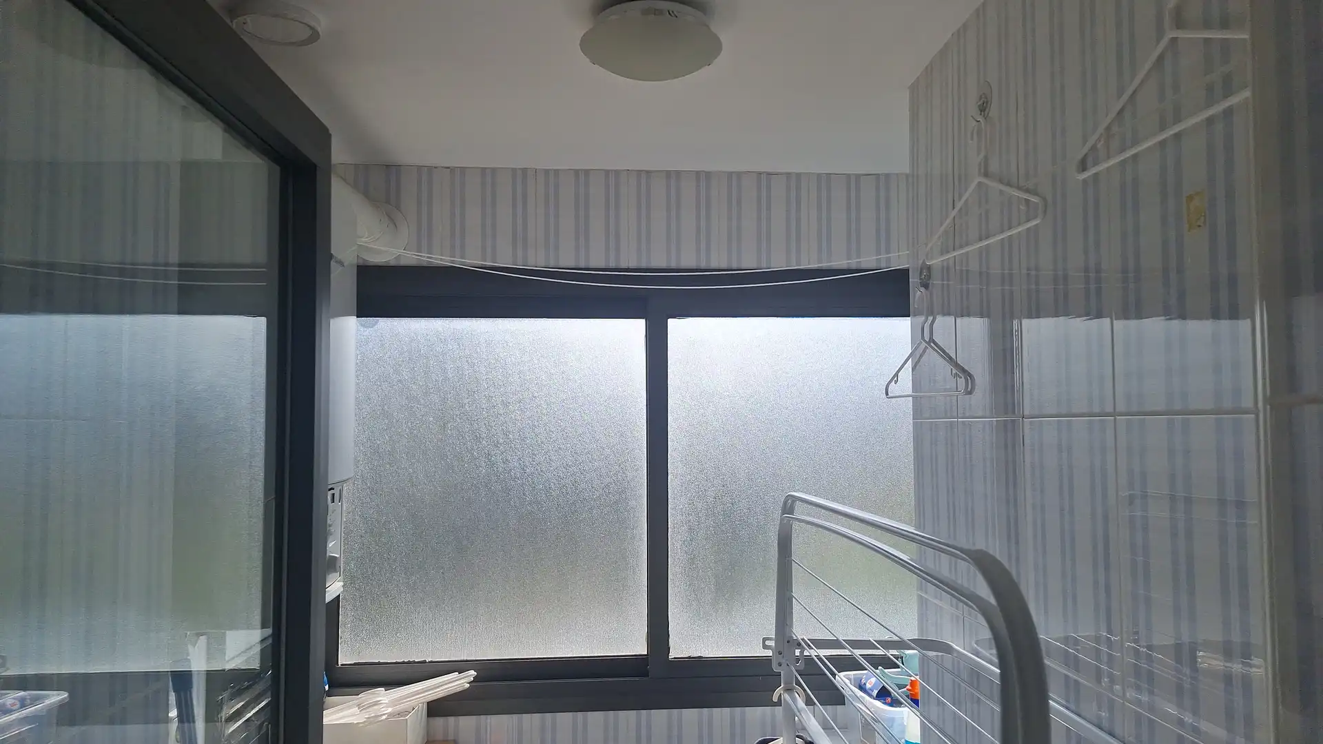 Bathroom of Flat for rent in Madrid  with Air Conditioner, Private garden and Swimming Pool