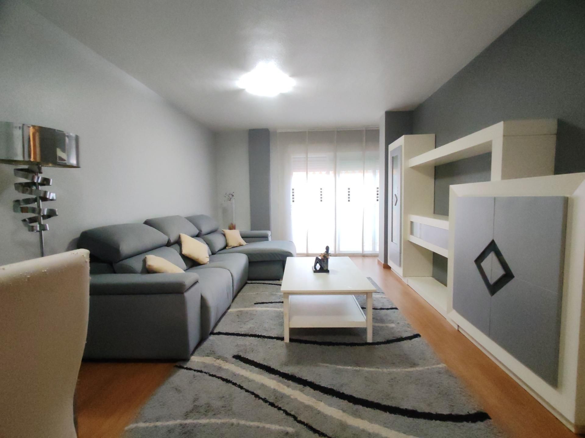 Sala de estar de Piso de alquiler en  Murcia Capital con Aire acondicionado, Calefacción y Balcón