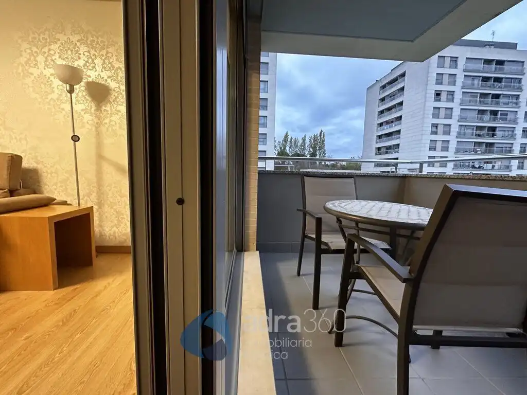 Flat for rent in Alfonso VI, San Adrián