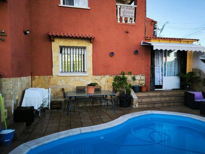 Swimming pool of House or chalet for sale in Cunit  with Terrace, Swimming Pool and Balcony