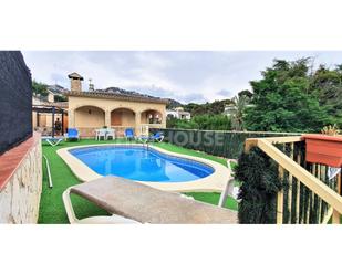 Vista exterior de Casa o xalet en venda en Lloret de Mar amb Calefacció, Jardí privat i Terrassa