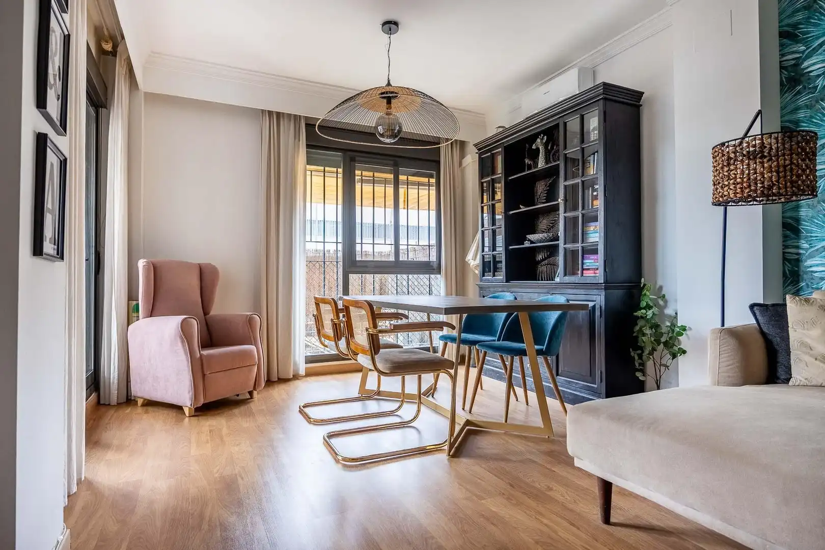 Comedor de Piso en venta en Mairena del Aljarafe con Aire acondicionado, Terraza y Trastero