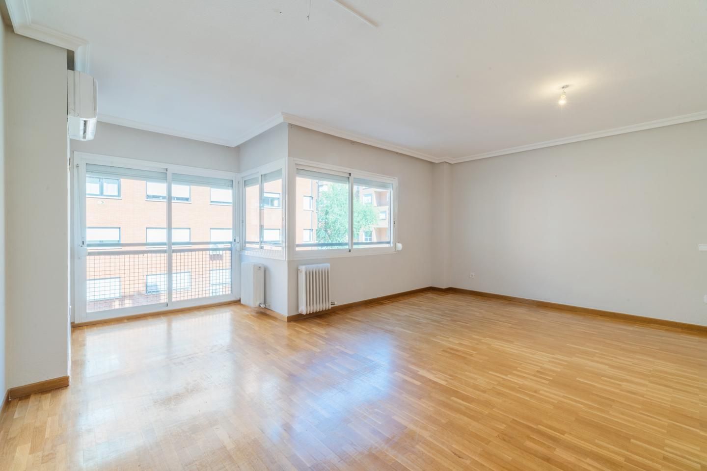 Habitación de Piso en venta en  Madrid Capital