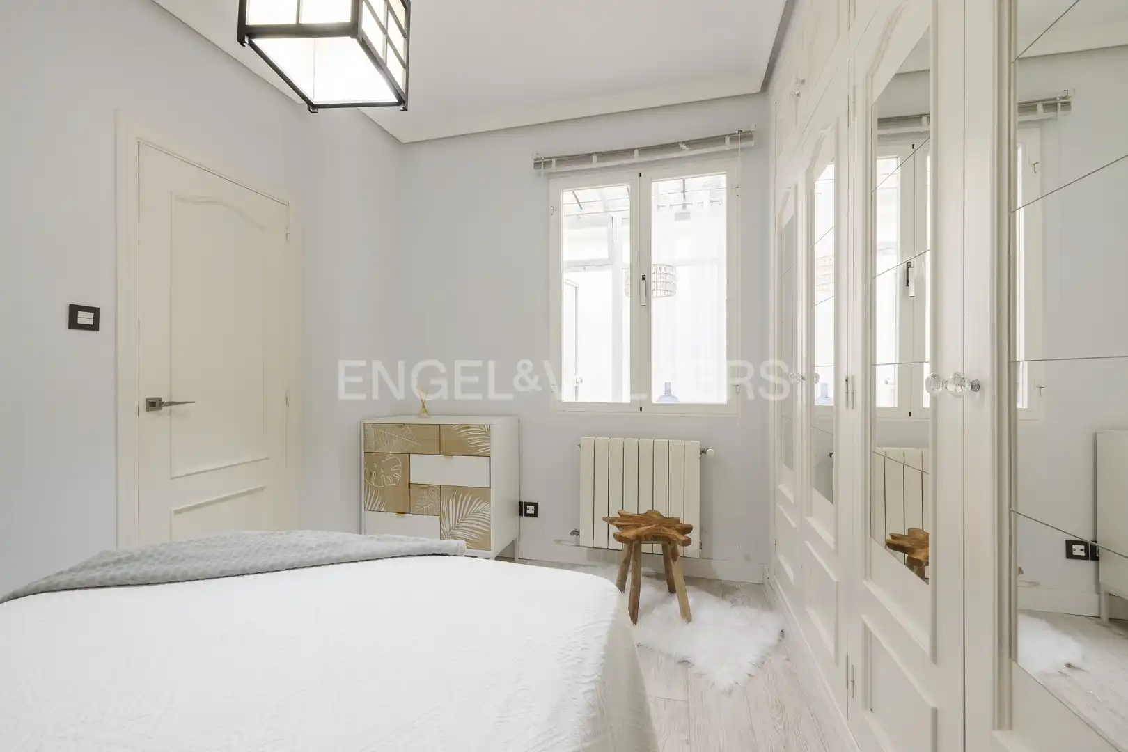 Habitación de Piso de alquiler en Madrid con Aire acondicionado, Calefacción y Amueblado
