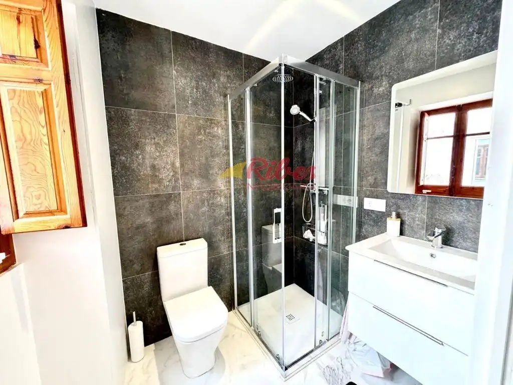 Bathroom of Detached homes for sale in Cullera
