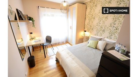 Foto 2 de Habitación en Txurdinaga, Bilbao