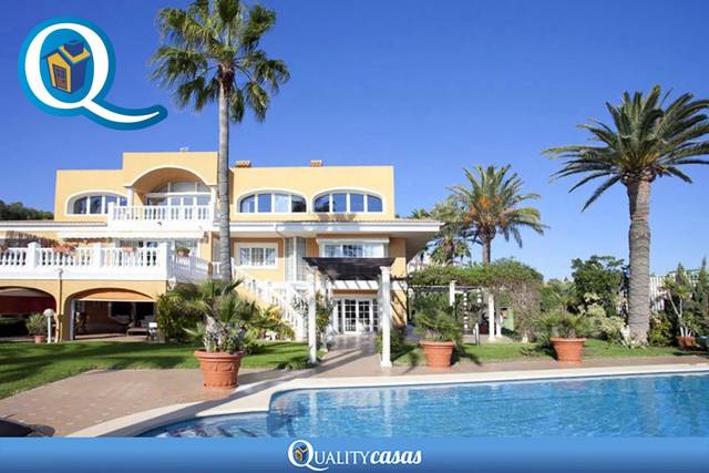 Casa-chalet en Venta en Cabo de las Huertas