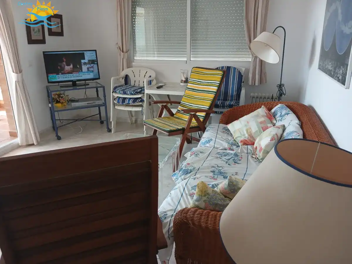 Sala d'estar de Apartament en venda en Moncofa amb Calefacció, Terrassa i Moblat