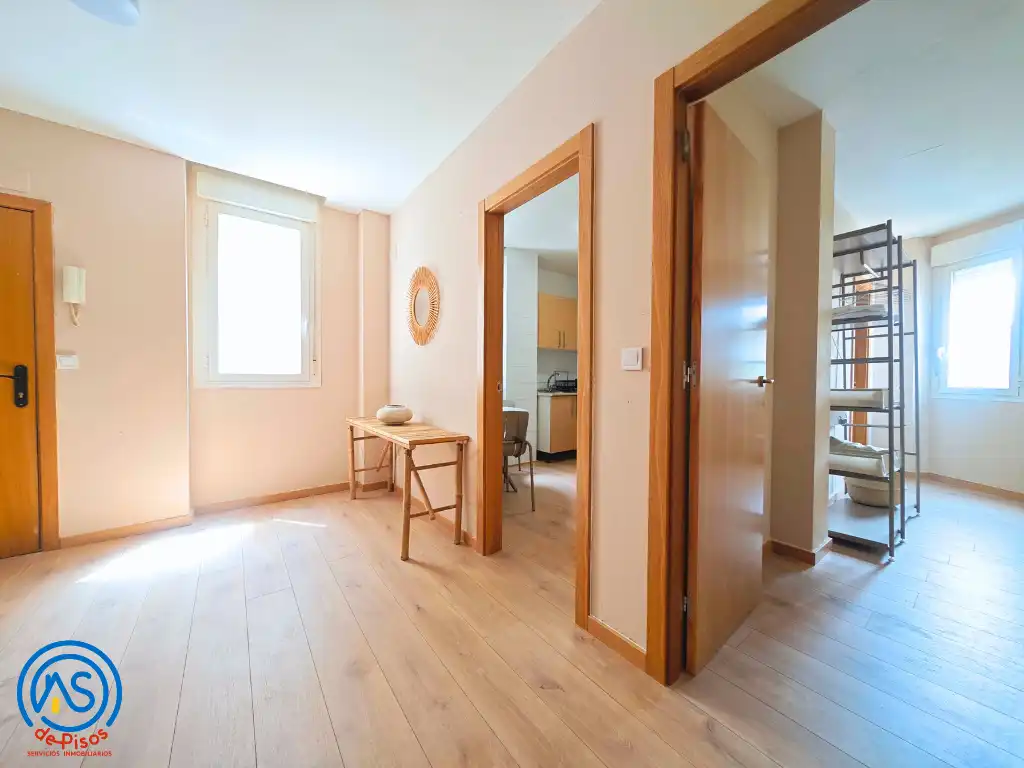 Apartament de lloguer en Zaragoza amb Calefacció, Parquet i Moblat