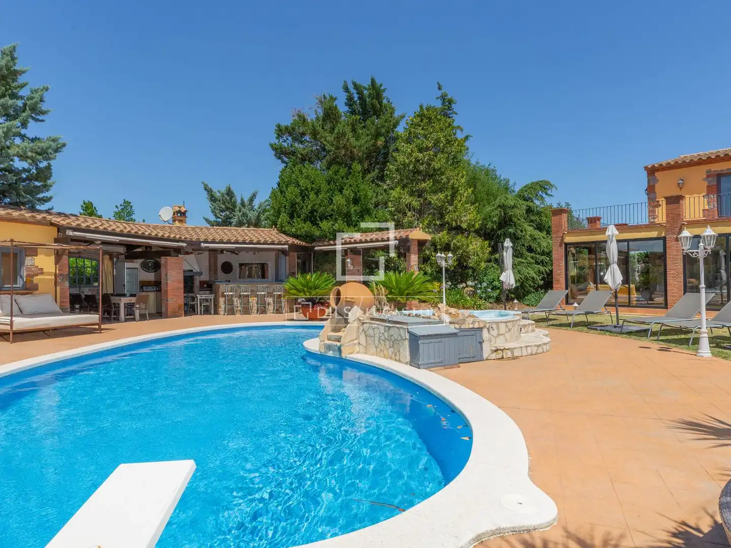 Chalet con piscina en venta en Peralada, imagen 15