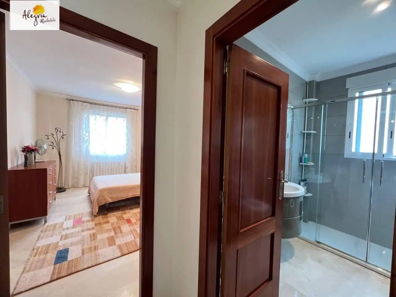 Habitación de Casa o chalet en venta en Cullera con Aire acondicionado, Calefacción y Jardín privado