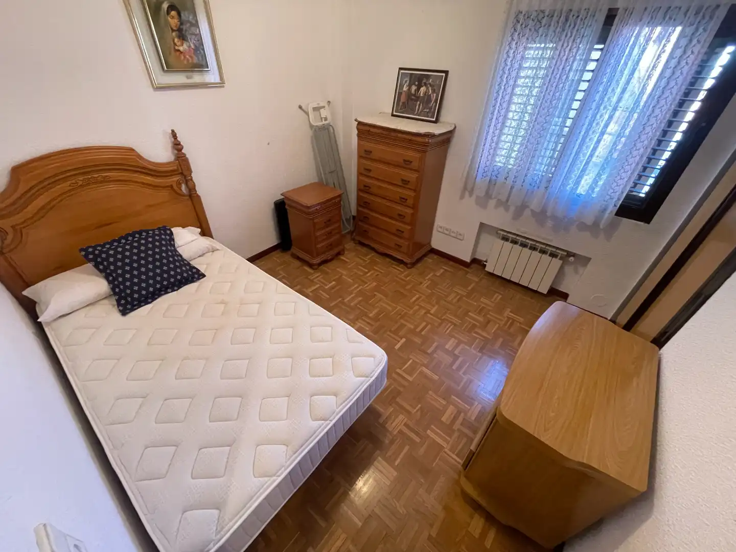 Dormitori de Pis en venda en Madrid amb Calefacció, Terrassa i Traster