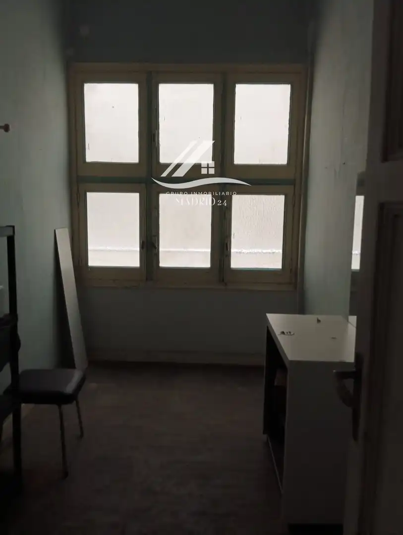 Schlafzimmer von Büro zur Miete in Madrid