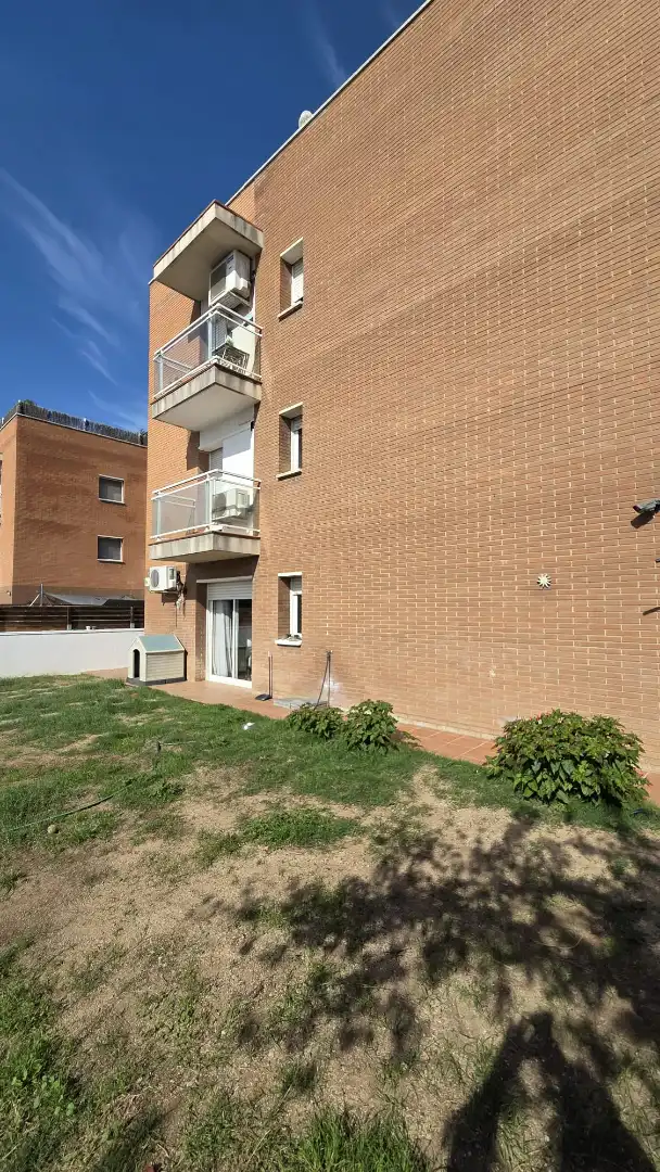 Vista exterior de Piso en venta en Can Illa