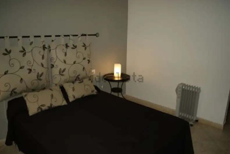 Bedroom of Apartments for rent in Almendralejo  with Air Conditioner, Furnished and Oven