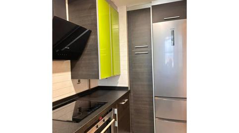 Foto 4 de Apartament en venda a Calle Teruel, Los Lirios,  Logroño