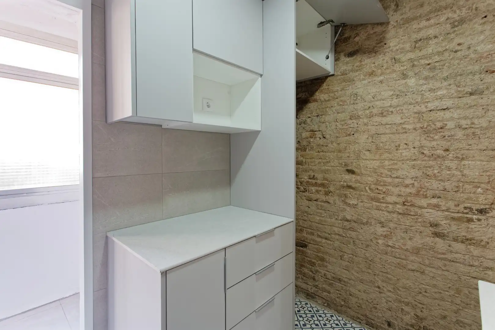 Küche von Wohnung zum Verkauf in L'Hospitalet de Llobregat mit Parkett und Balkon