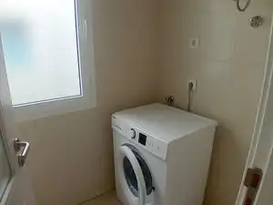Baño de Piso de alquiler en Las Palmas de Gran Canaria con Amueblado y Lavadora