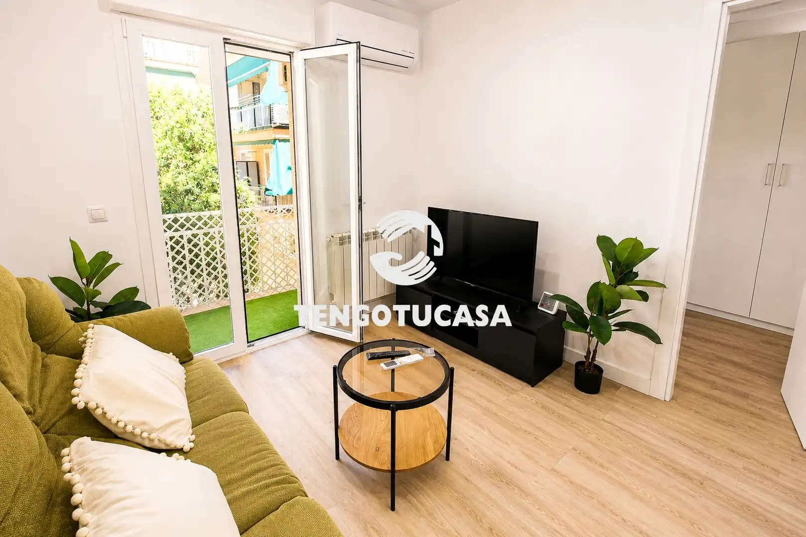 Sala d'estar de Pis en venda en Madrid amb Aire condicionat, Calefacció i Terrassa