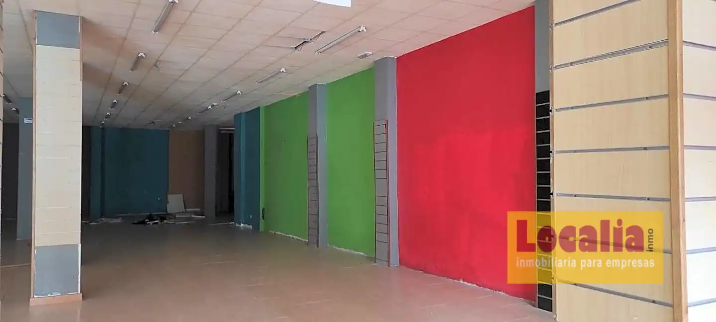 Local comercial en alquiler en De León, imagen 6