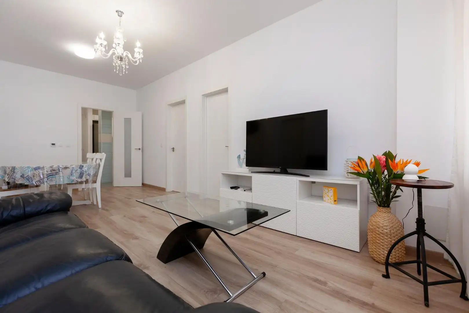 Wohnzimmer von Erdgeschoss zum Verkauf in Alicante / Alacant mit Klimaanlage, Heizung und Möbliert