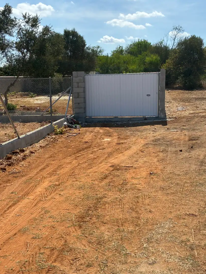 Terreno residencial en venta en Carretera de la Barrosa 3
