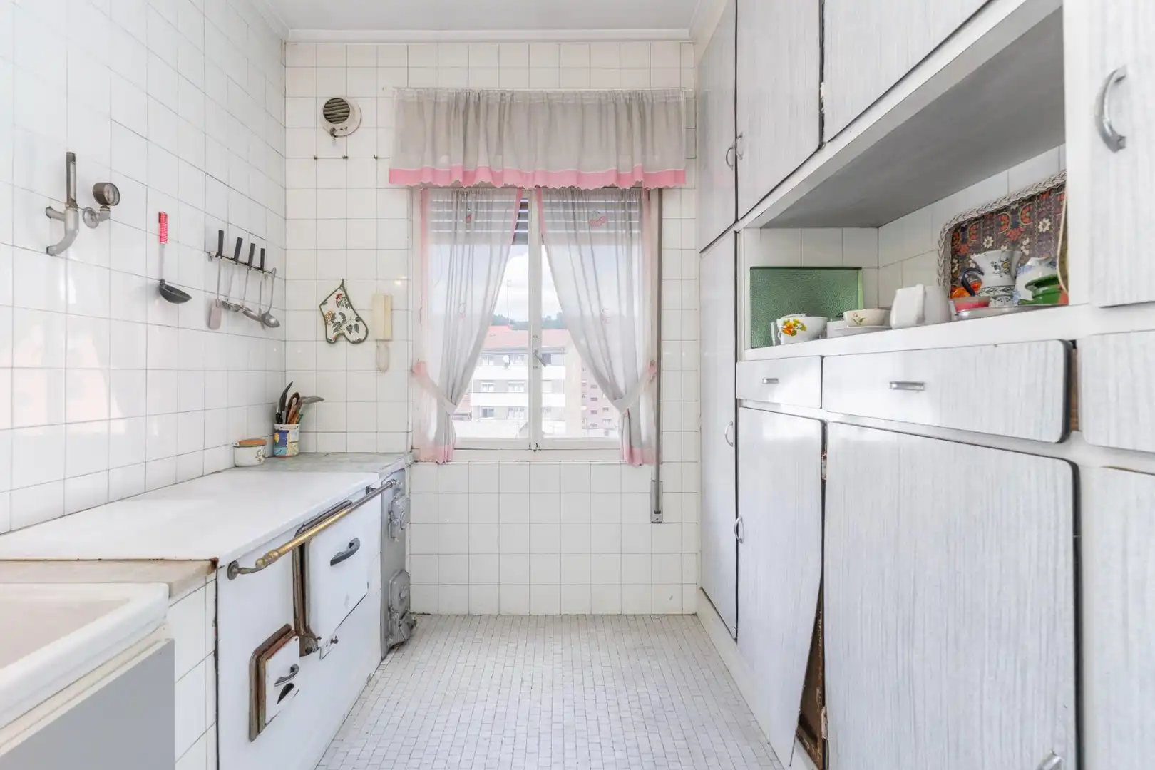 Cocina de Piso en venta en Langreo con Calefacción, Trastero y Amueblado