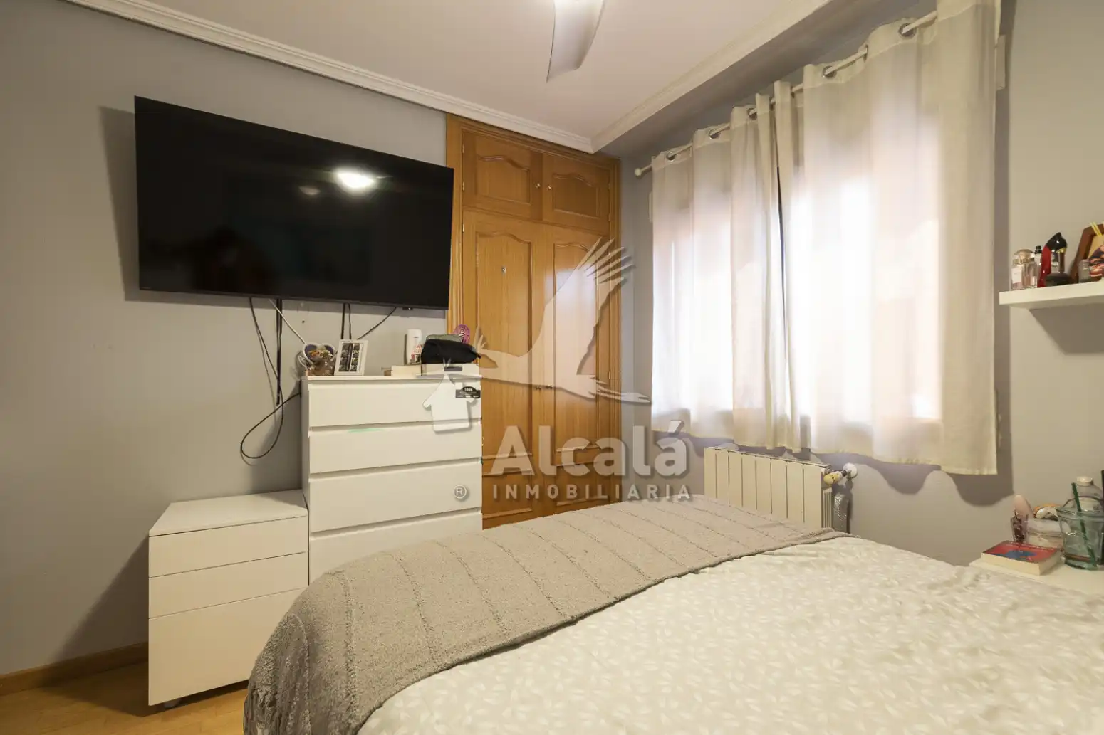 Bedroom of Flat for sale in Alcalá de Henares  with Air Conditioner, Heating and Private garden