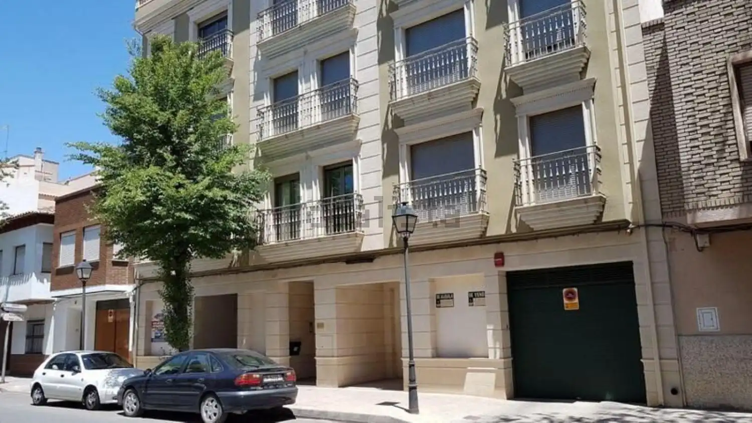 Gewerbefläche zum Verkauf in Calle de Doña Crisanta 65, imagen 2