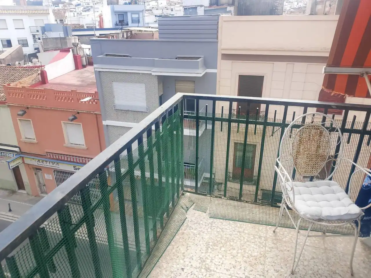 Terrasse von Wohnung zum Verkauf in Oliva mit Klimaanlage, Möbliert und Balkon