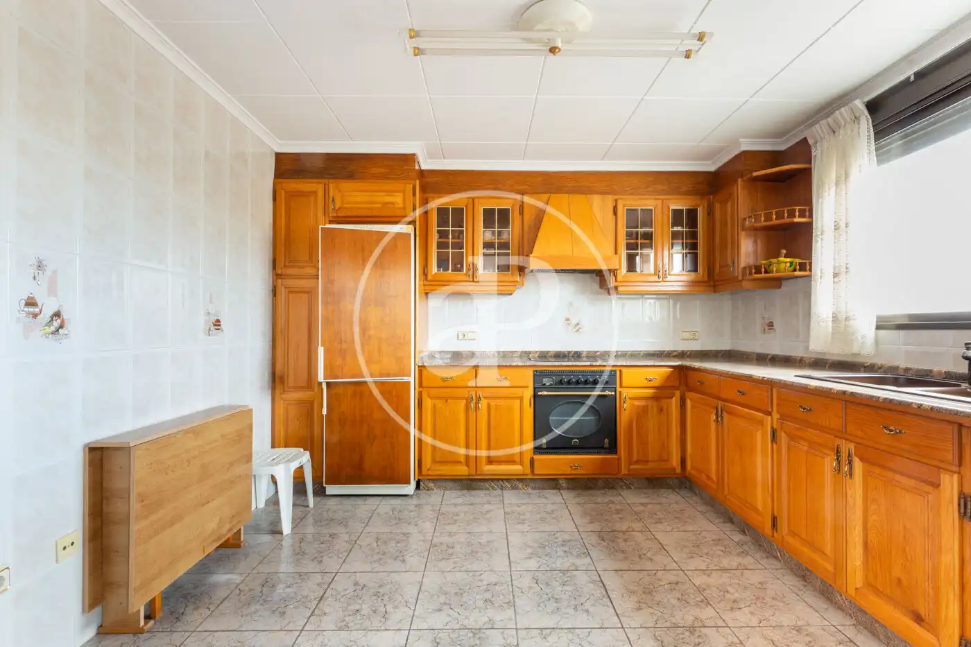 Cuina de Casa adosada en venda en Vilamarxant amb Calefacció, Terrassa i Balcó