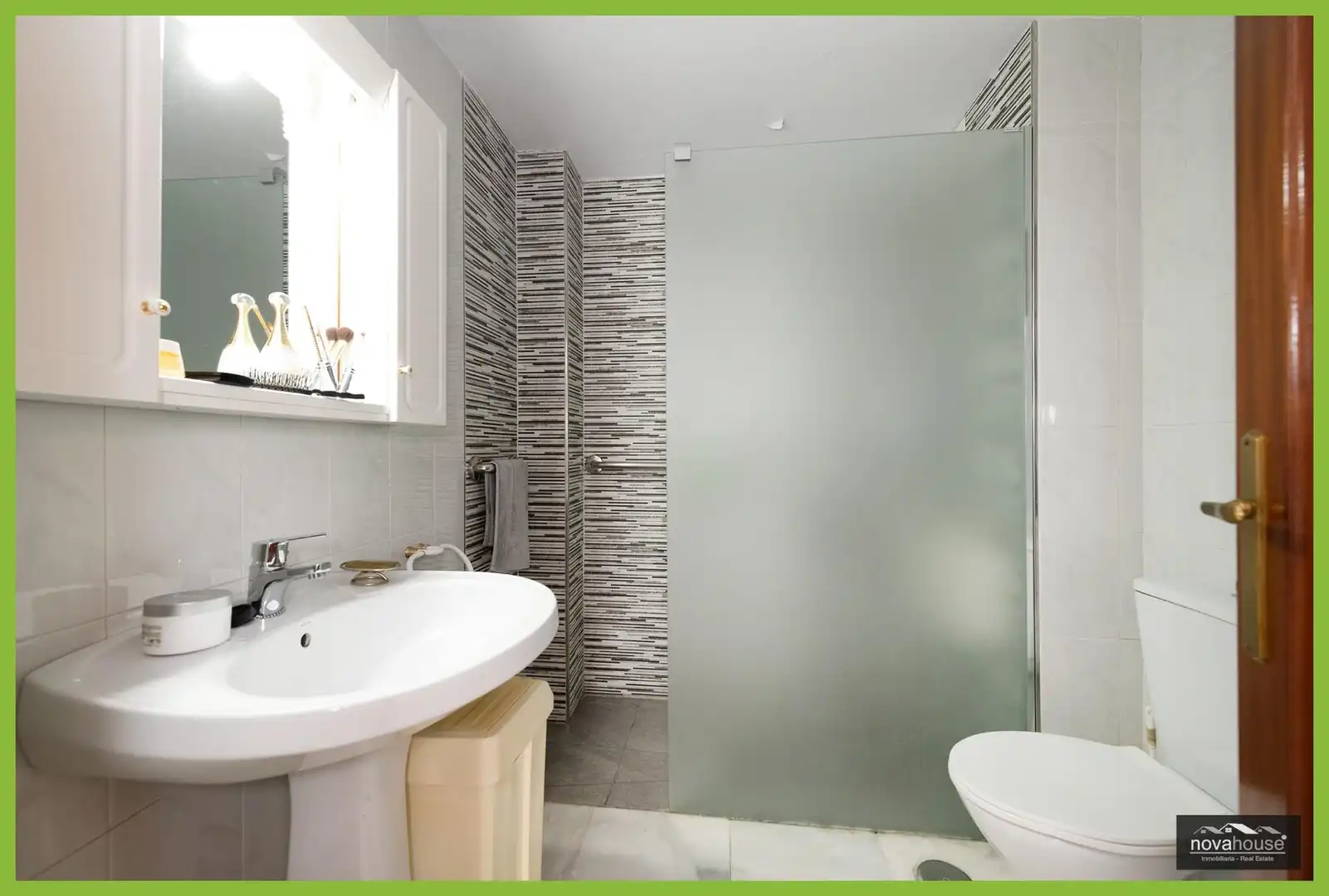 Bathroom of Attic for sale in Rincón de la Victoria  with Terrace, Balcony and Community pool