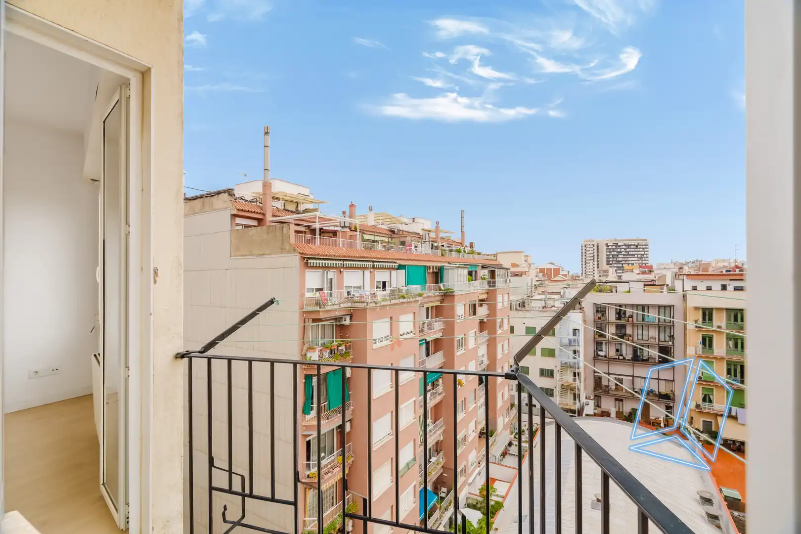Terrassa de Pis en venda en Barcelona amb Balcó