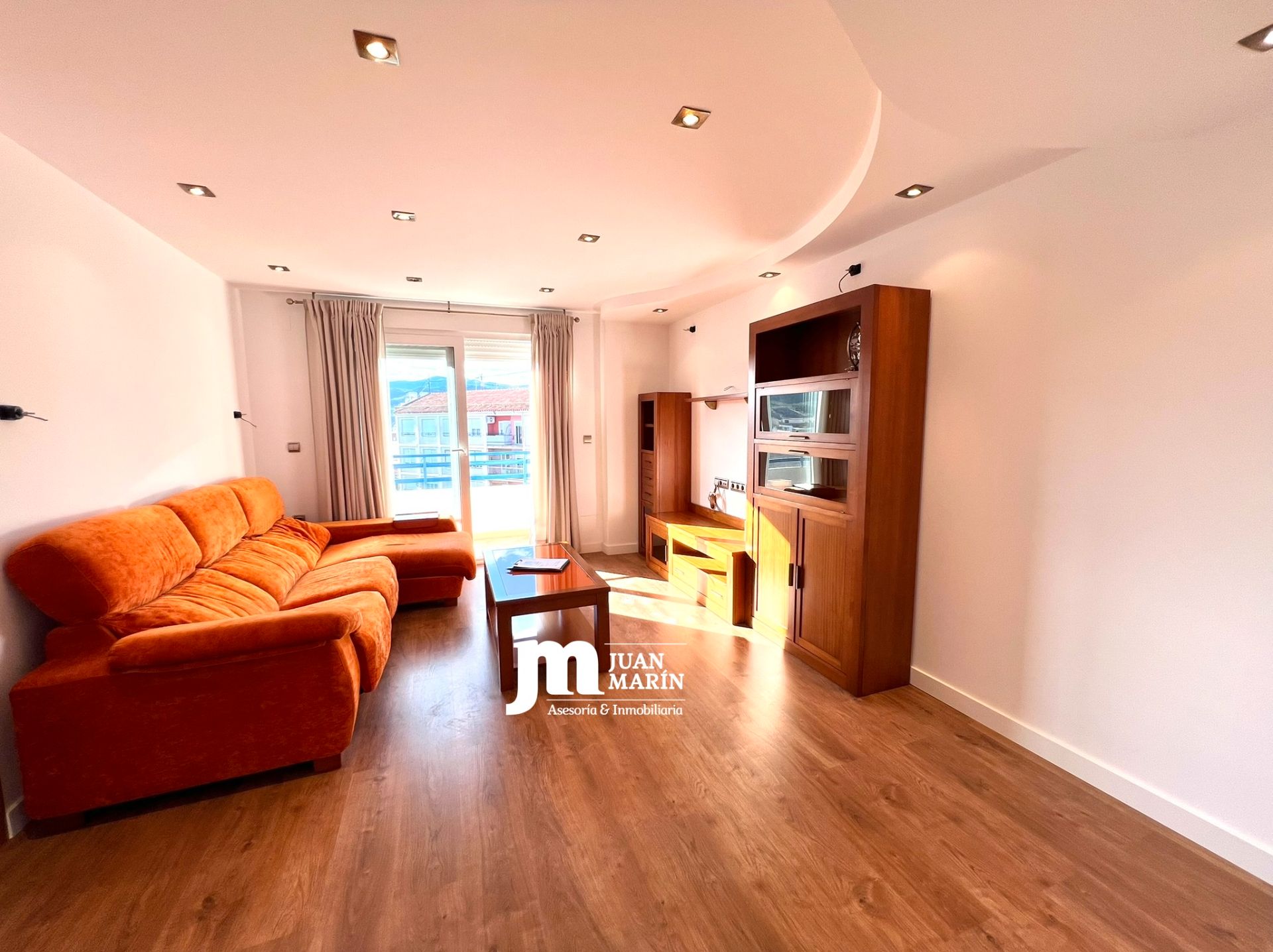 Vista exterior de Pis en venda en Cieza amb Aire condicionat, Moblat i Balcó