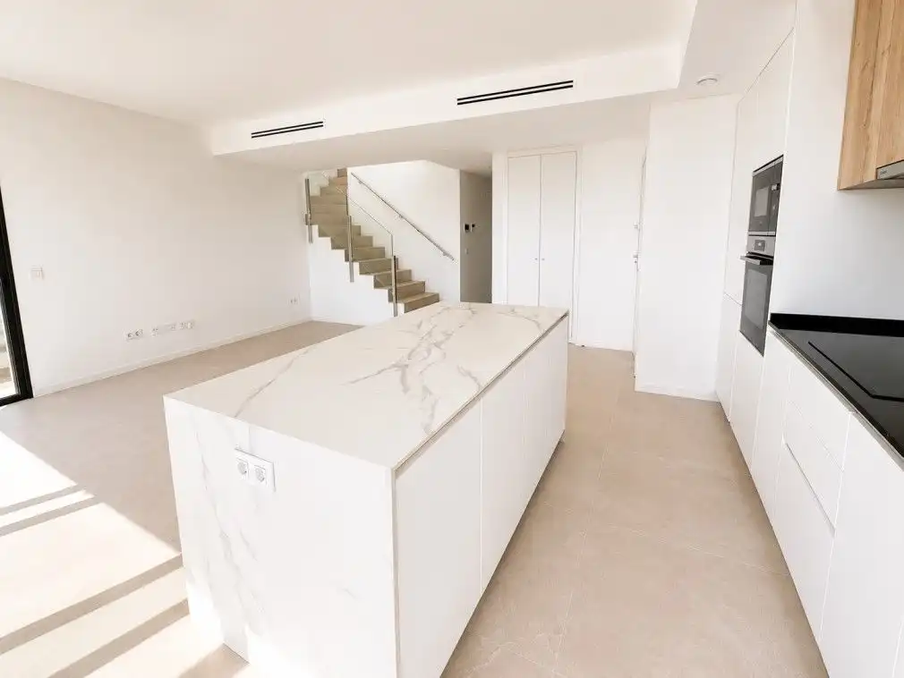 Maisonette mit Pool zum Verkauf in Golf Bahía, imagen 4