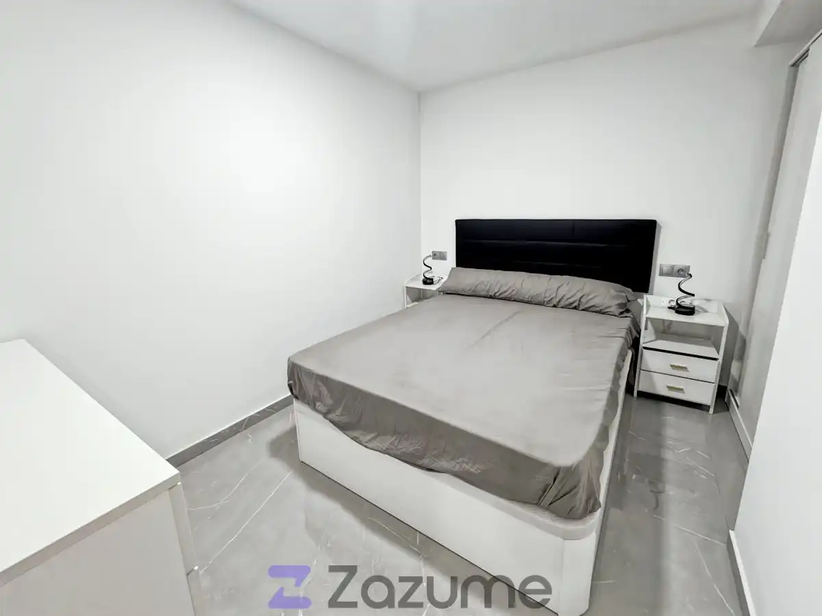 Dormitori de Apartament de lloguer en Alicante / Alacant amb Aire condicionat, Moblat i Forn
