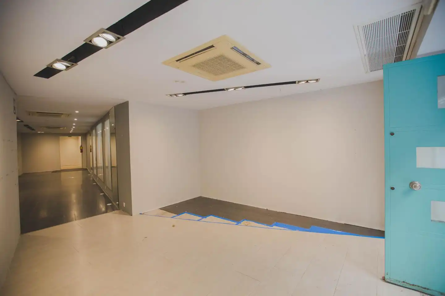 Business premises for sale in Centro Histórico, imagen 25