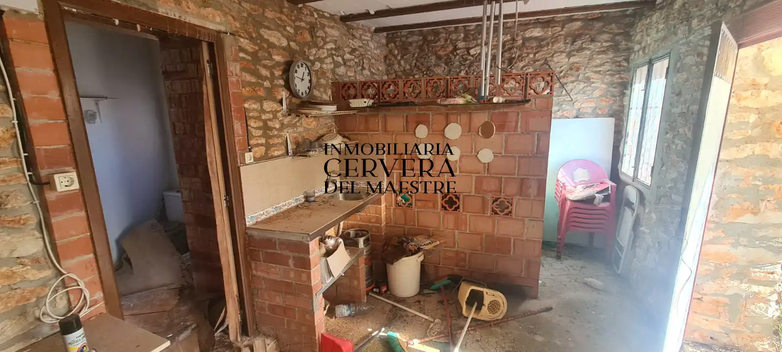 Cuina de Finca rústica en venda en Cervera del Maestre amb Terrassa