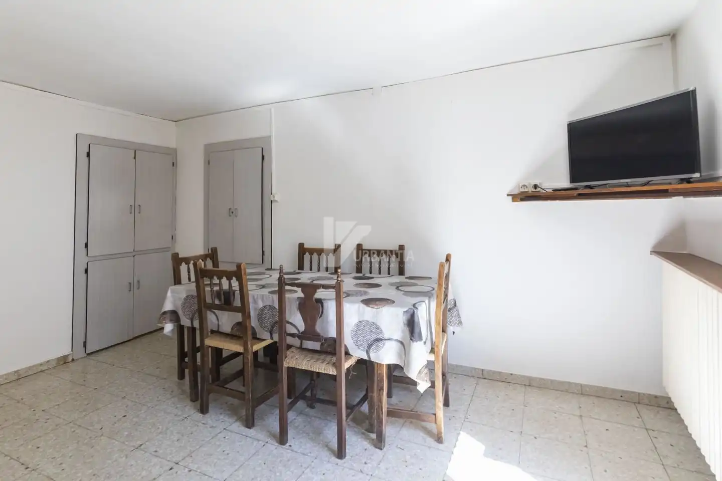 Dining room of Houses for sale in Miranda de Arga  with Heating, Parquet flooring and Storage room