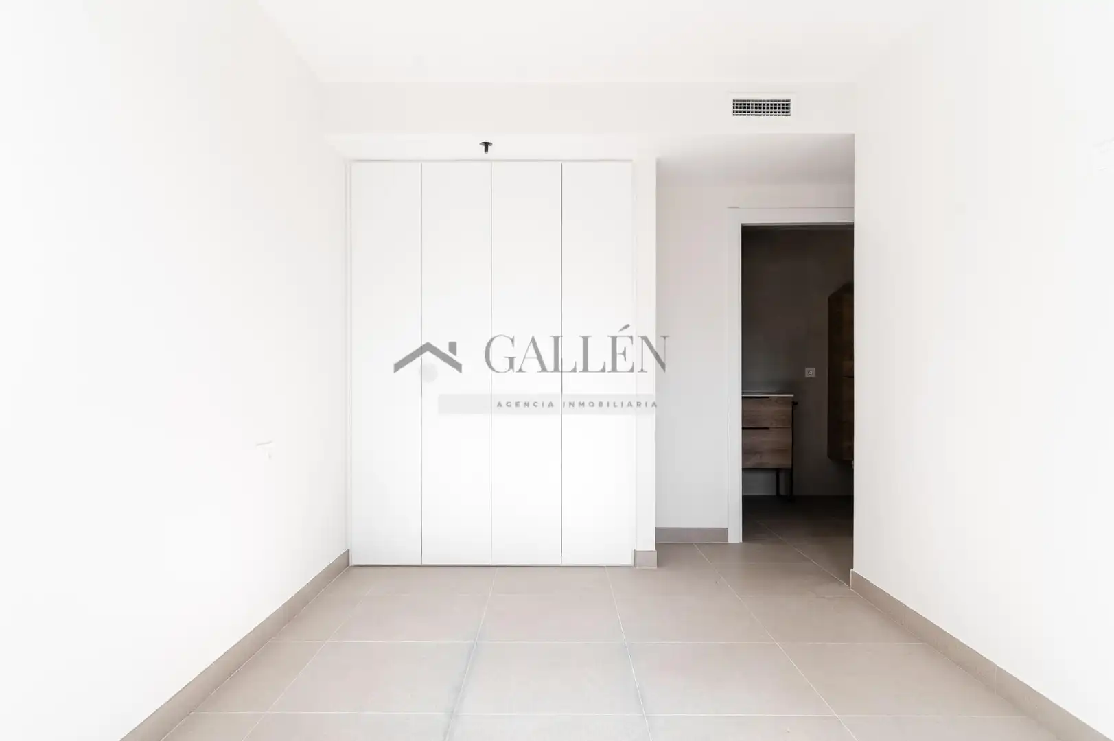 Piso en venta en Castellón de la Plana / Castelló de la Plana con Aire acondicionado, Calefacción y Terraza