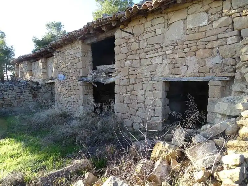 Casa rústica en venda a Torre del Compte, imagen 2