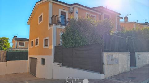 Foto 3 de Casa o xalet en venda a Calle Garnacha, Fuensaldaña, Valladolid