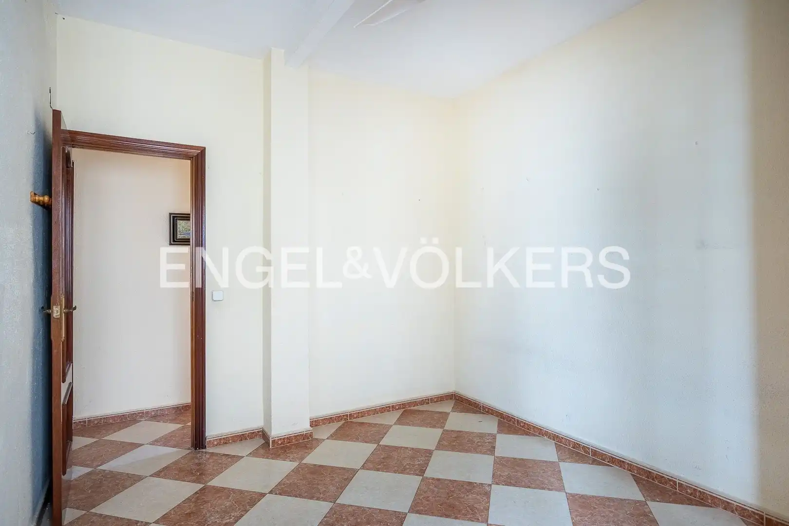 Flat for sale in Sevilla  with Heating, Terrace and Storage room