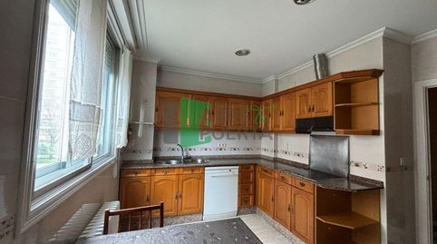 Foto 5 von Wohnung zum Verkauf in As Lagoas, Ourense Capital