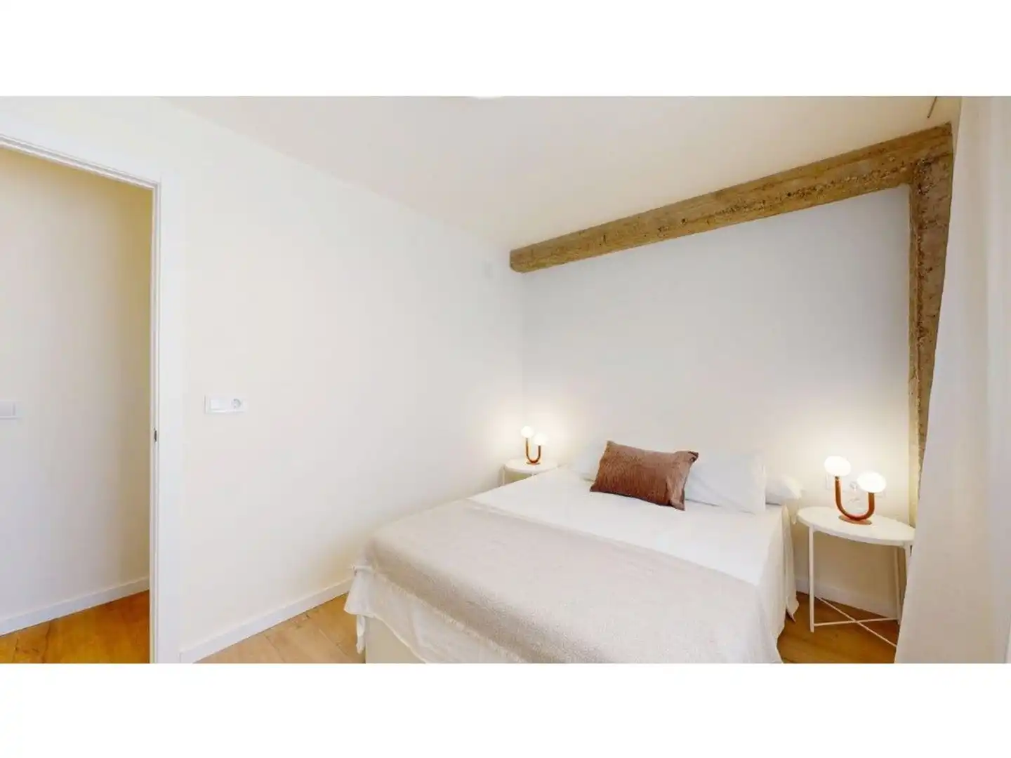 Habitación de Piso en venta en Valencia con Aire acondicionado, Terraza y Amueblado