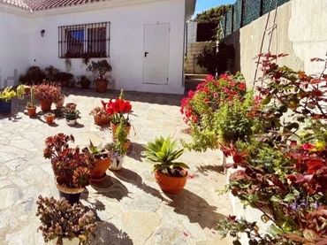 Casa amb jardí en venda a El Cuartón - El Bujeo