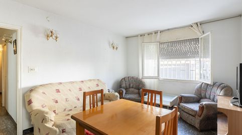 Foto 3 de Piso en venta en Tiana, Pomar, Badalona