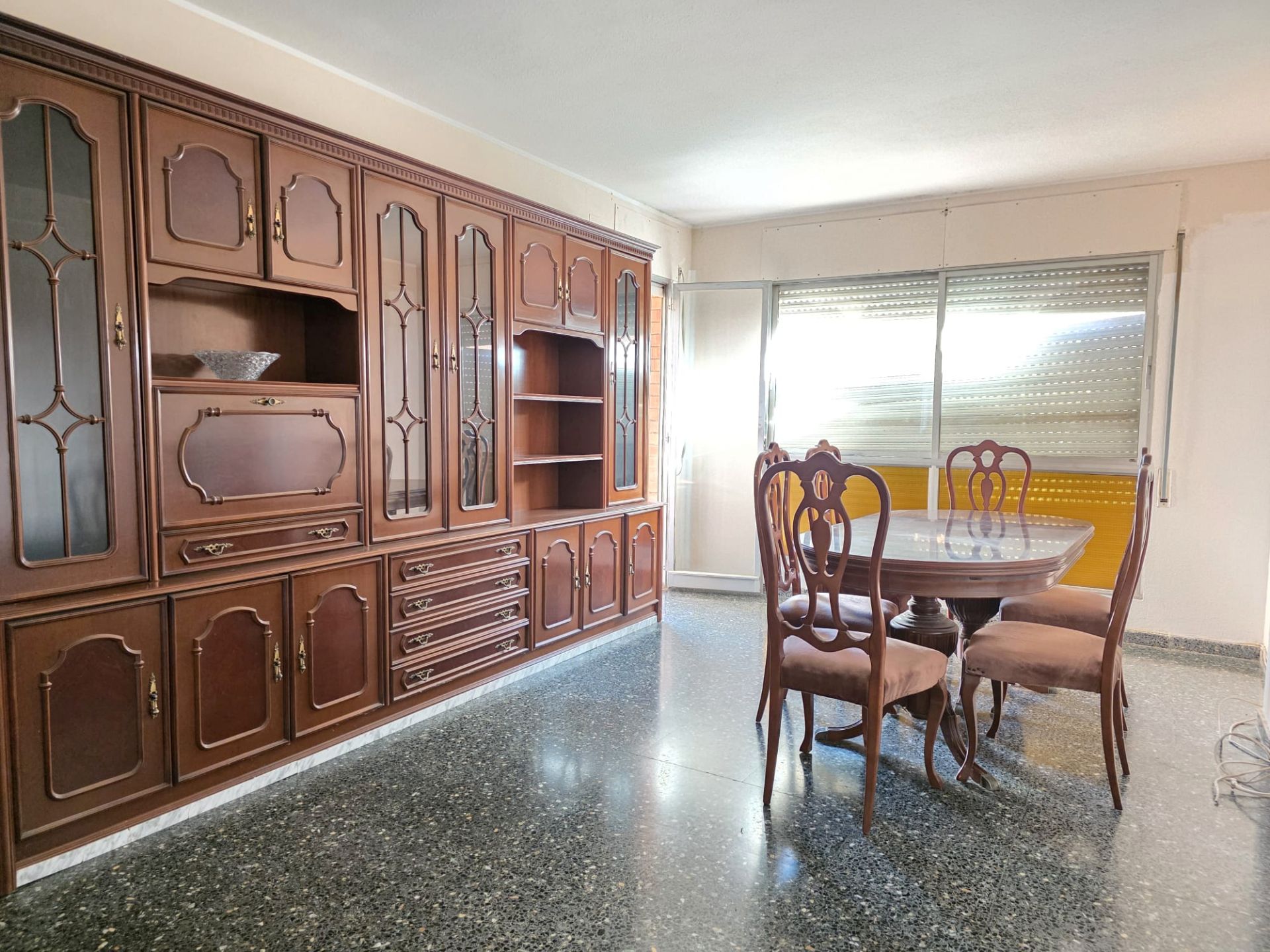 Menjador de Pis en venda en Tortosa amb Forn, Rentadora i Balcó