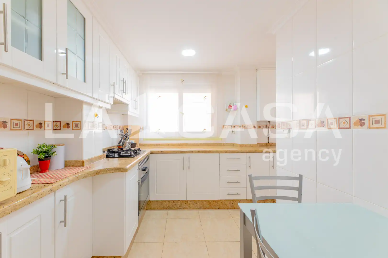 Cocina de Piso en venta en Valencia con Balcón